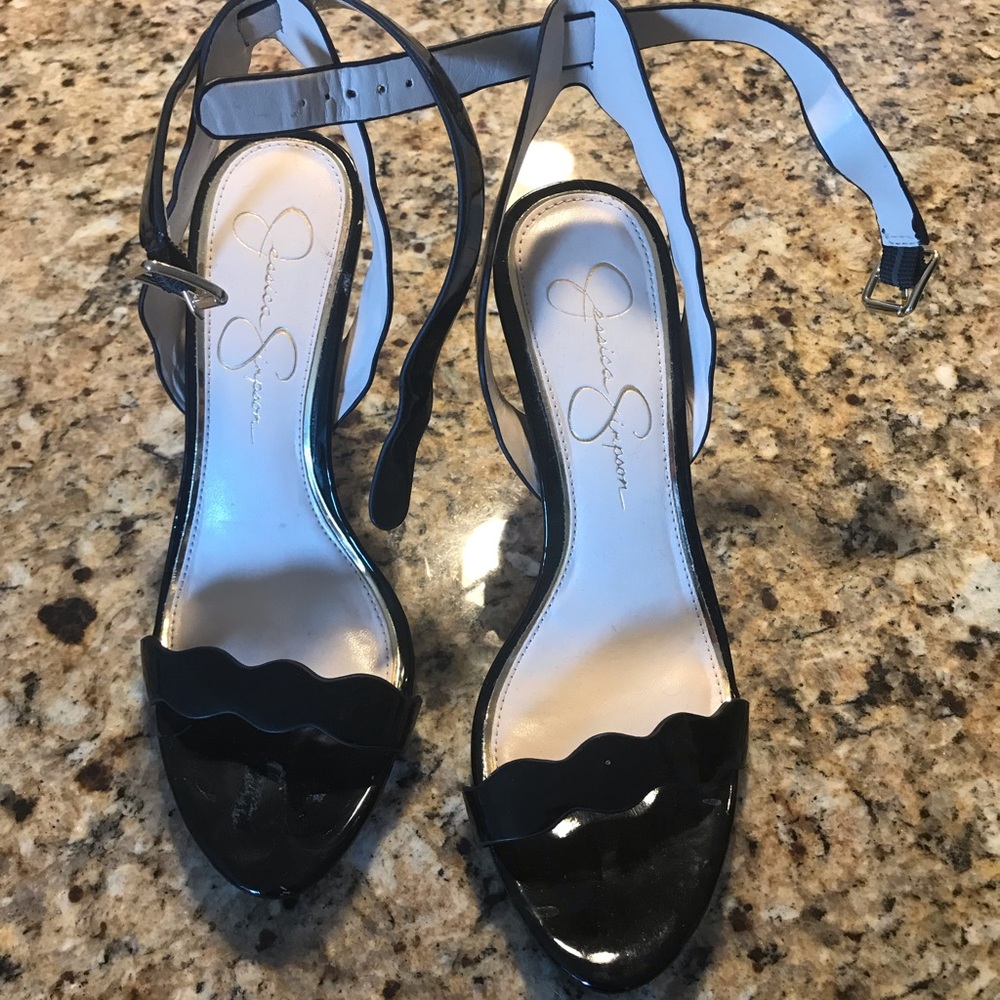Heels! 👠